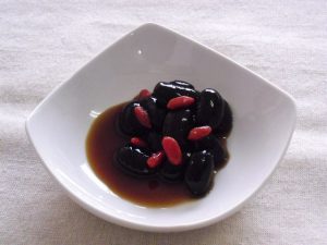 黒花豆蜜がけ